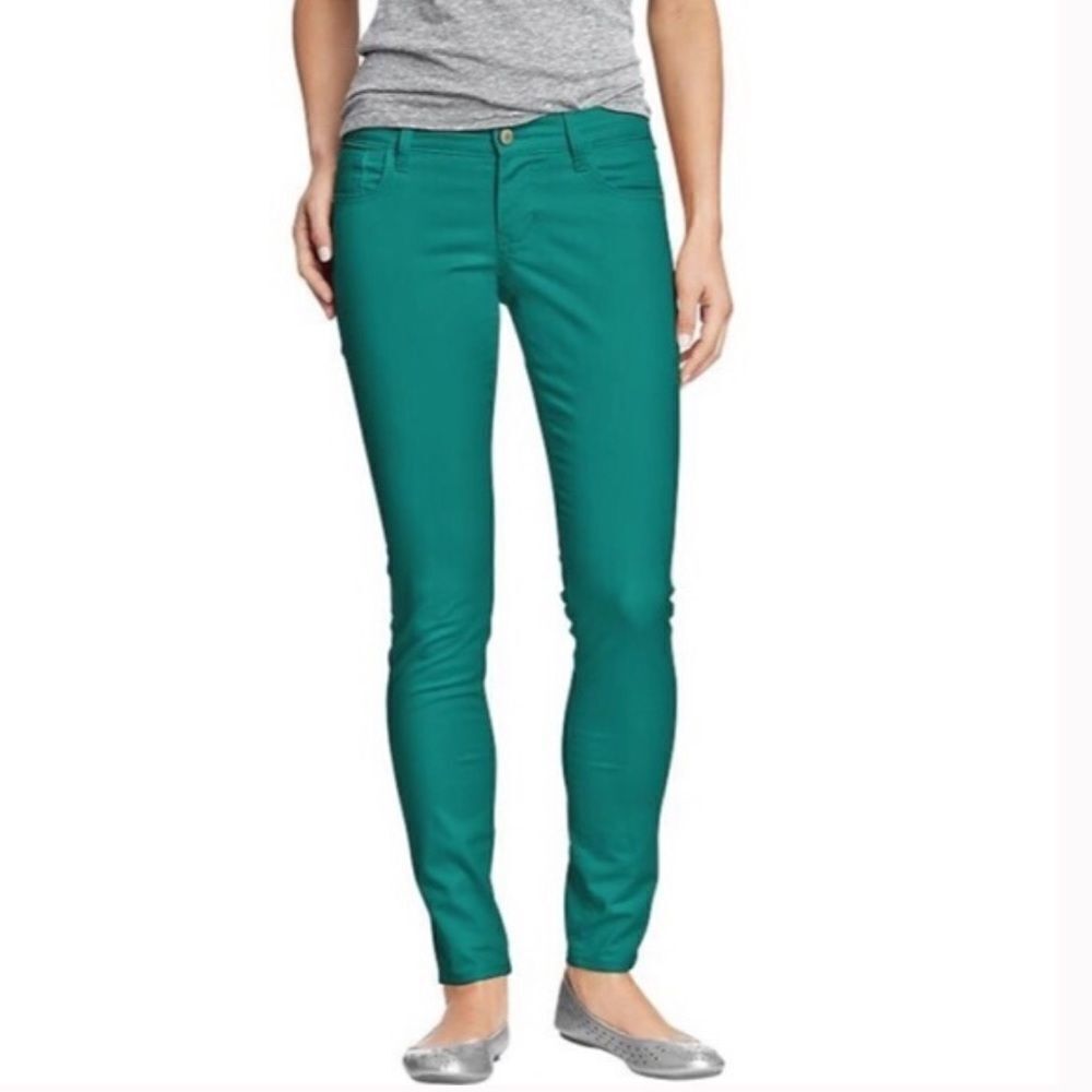 ✨ Low-Rise Rockstar Jeggings✨